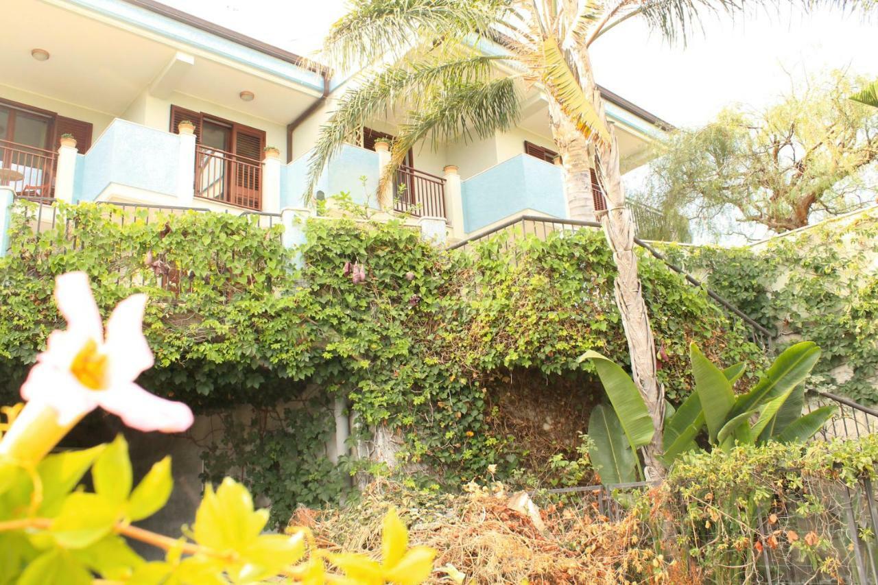 Villa I Minnulareddi Giardini-Naxos Exterior foto