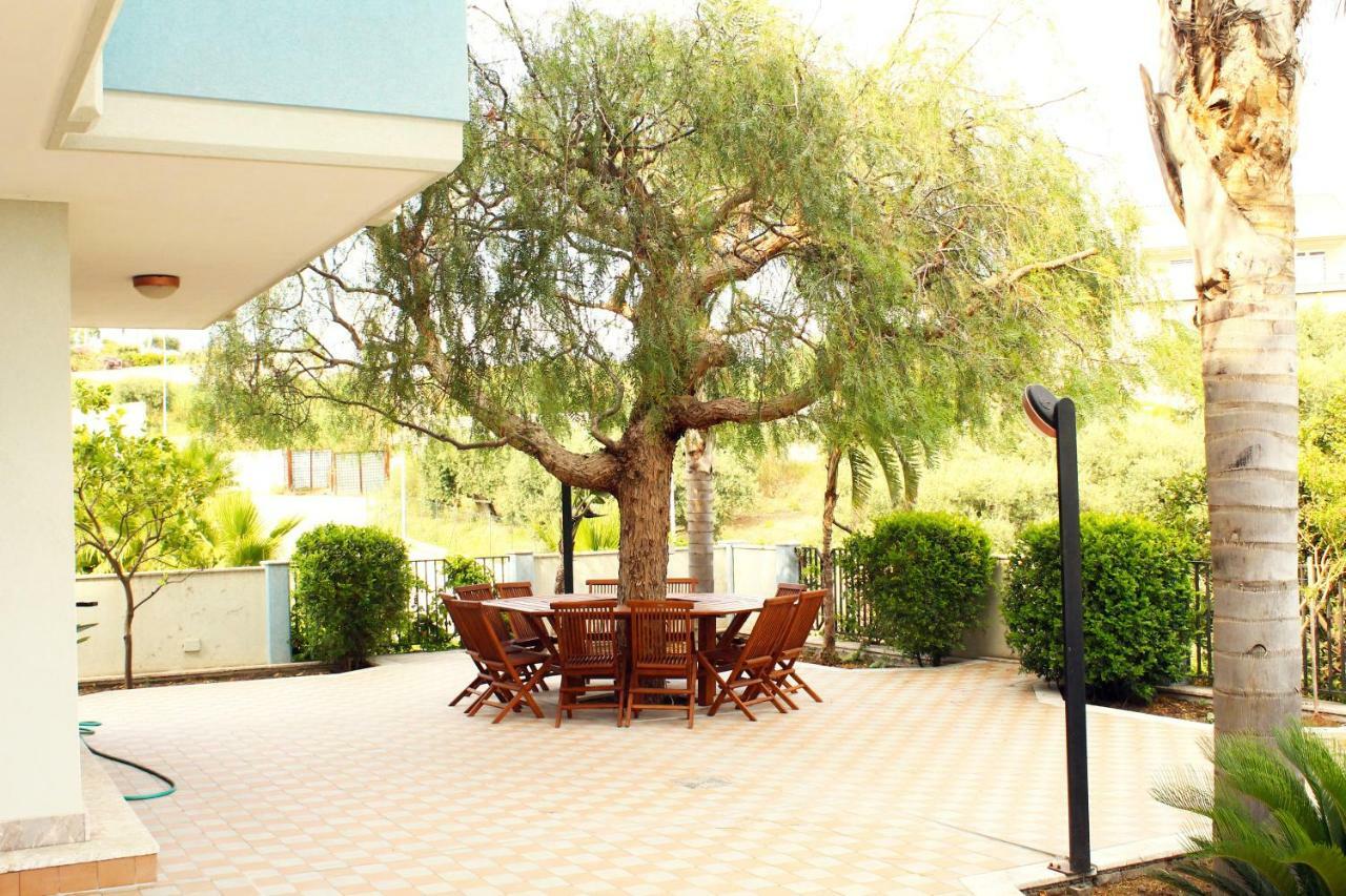 Villa I Minnulareddi Giardini-Naxos Exterior foto